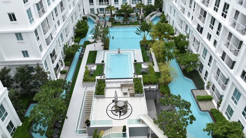 The Orient Resort and Spa photo