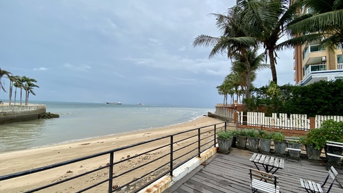 Beachfront  Jomtien Residence photo