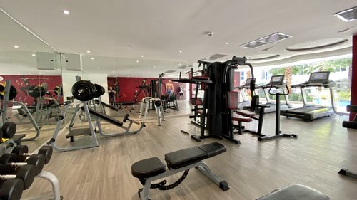 Grand Avenue Pattaya Residence photo