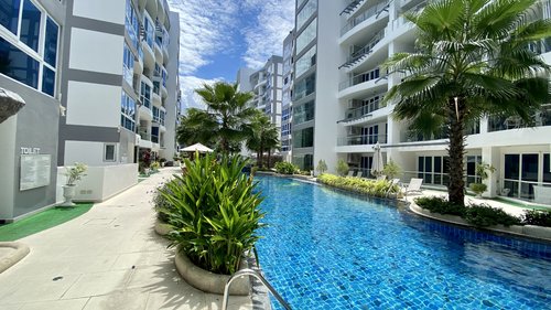 Grand Avenue Pattaya Residence photo