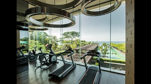 Reflection Jomtien photo