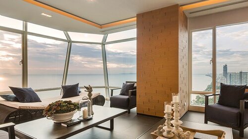 Reflection Jomtien photo