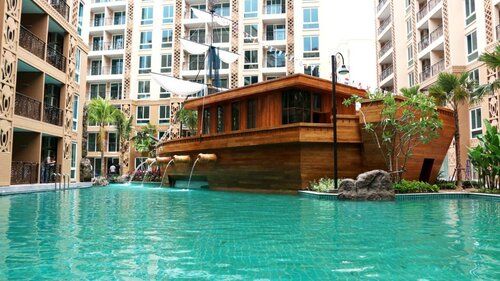 Atlantis Condo Resort photo