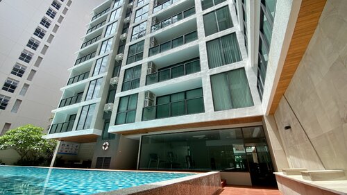 Aurora Pratumnak photo