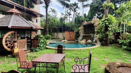 Executive Residence 1 photo