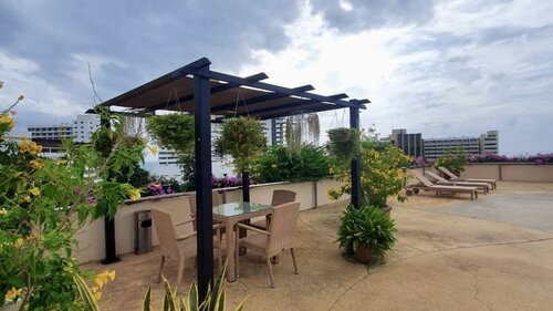 Executive Residence 1 photo