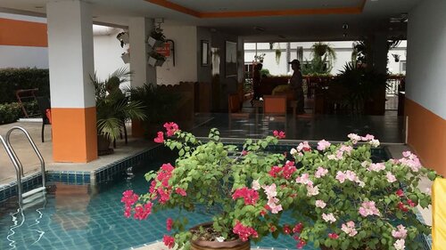 C View Boutique photo