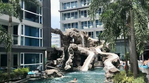 Centara Avenue Residence and Suites photo