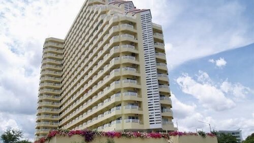 Pattaya Condotel Chain photo