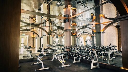 Grand Florida Beachfront Condo Resort Pattaya photo