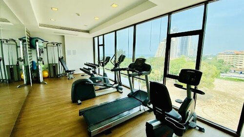 Prima Wong Amat photo