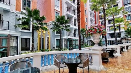 Espana Condo Resort Pattaya photo