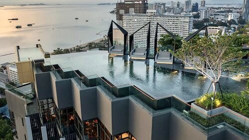 Edge Central Pattaya photo