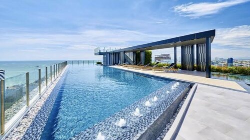 The Base Central Pattaya photo