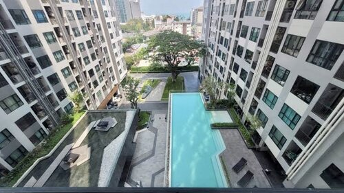 The Base Central Pattaya photo