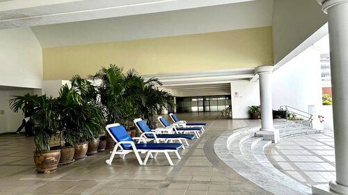 Jomtien Complex photo