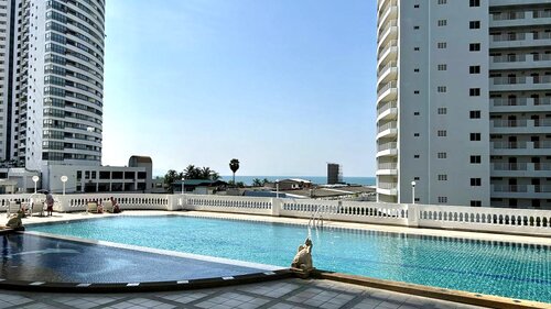 Jomtien Complex photo