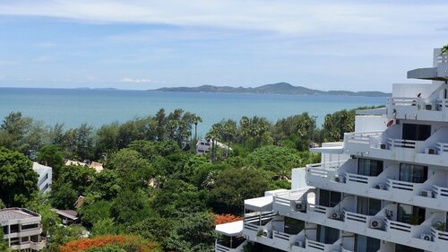 Jomtien Condotel & Village photo