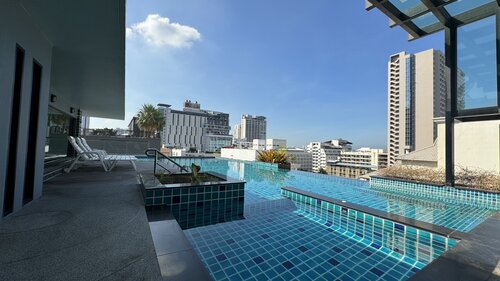 Sixty Six Condominium 公寓 照片