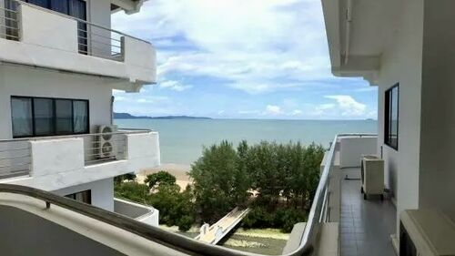 Beach Villa Viphavadi photo