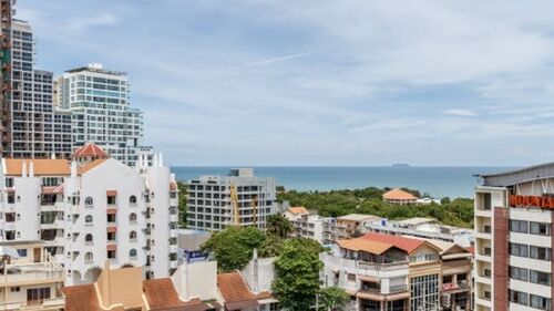 Peak Condominium photo