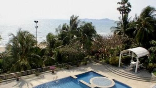 Baan Haad U Thong photo