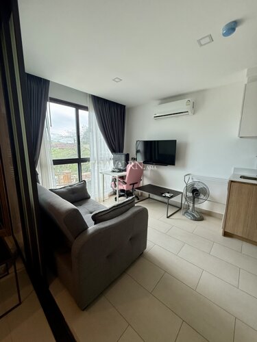 photo flat The Breeze  Condominium