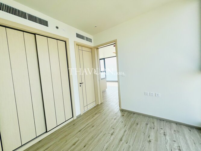 photo flat Arom Wongamat