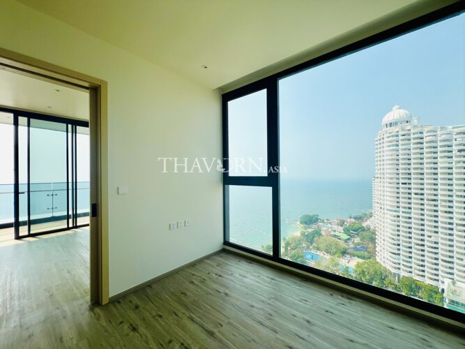 photo flat Arom Wongamat