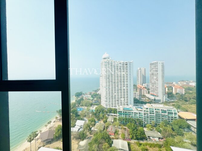 photo flat Arom Wongamat