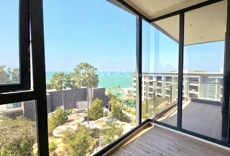 photo flat Arom Wongamat