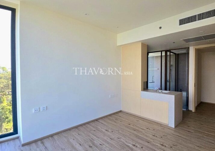 photo flat Arom Wongamat