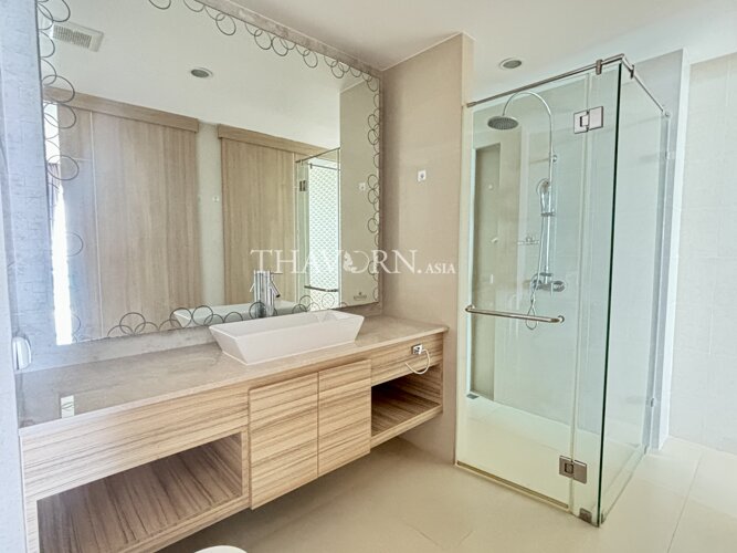 photo flat The Riviera Wongamat Beach