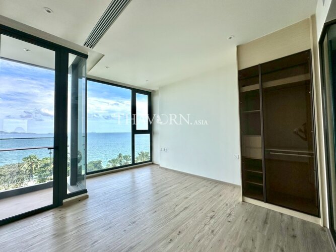 photo flat Arom Wongamat