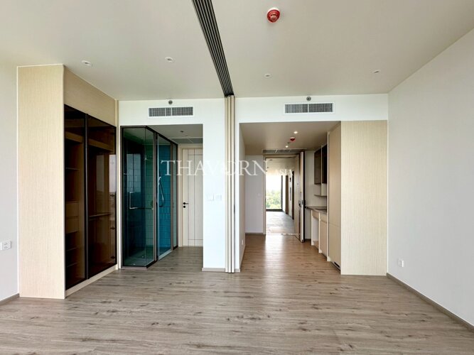 photo flat Arom Wongamat