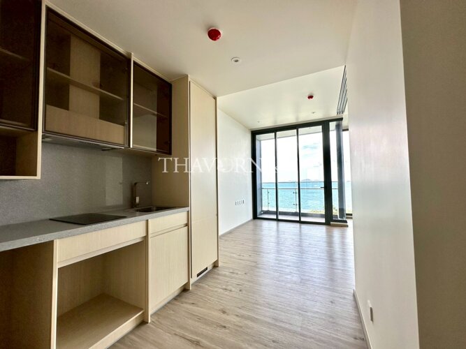 photo flat Arom Wongamat