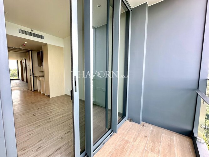 photo flat Arom Wongamat