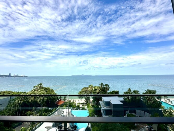 photo flat Arom Wongamat