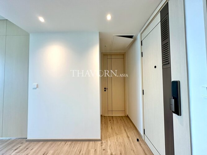 照片 房子 Arom Wongamat 公寓