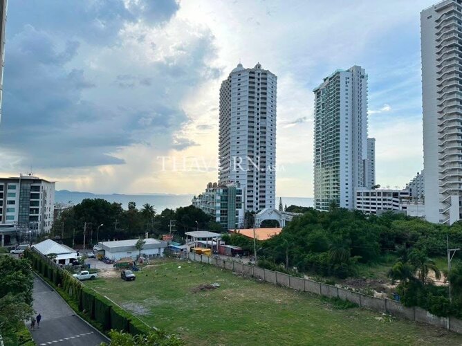 photo flat The Riviera Wongamat Beach