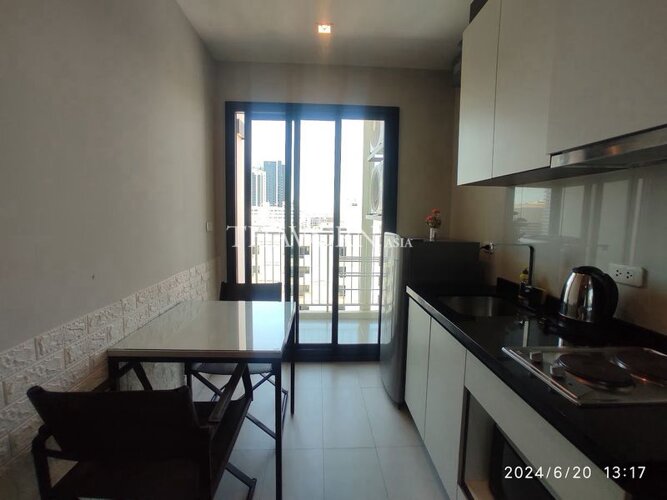 photo flat The Base Central Pattaya