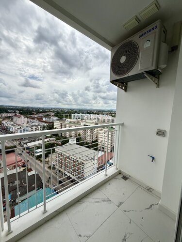 照片 房子 Empire Tower Pattaya 公寓