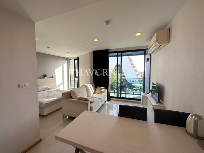 รูปถ่าย คอนโด แอคควา คอนโด