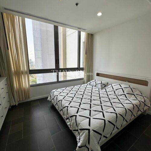 photo flat North point