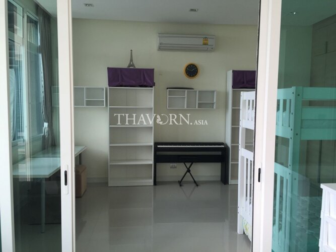 photo flat Reflection Jomtien