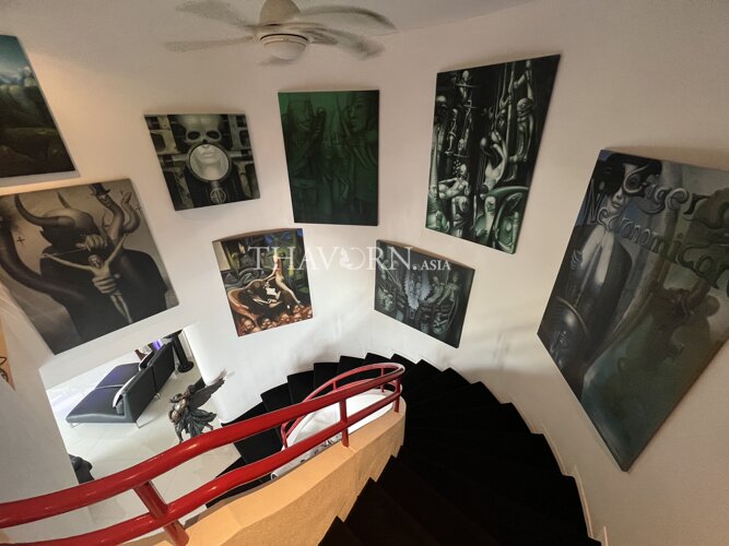 photo flat Peak Condominium