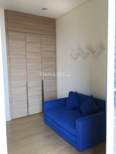 photo flat Reflection Jomtien