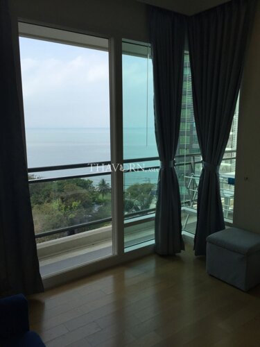 photo flat Reflection Jomtien