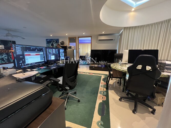 photo flat Peak Condominium