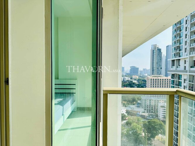 photo flat The Riviera Wongamat Beach